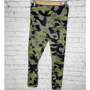Zyia Camo Leggings 8-10